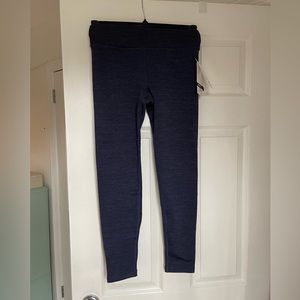 Girls Athleta leggings (fleece lined). Size is large 12. Navy blue.